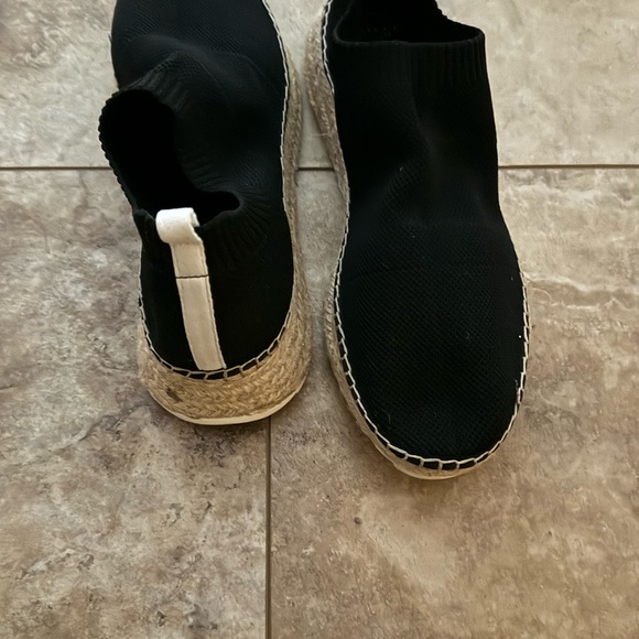 Espadrilles - Picture 3 of 6